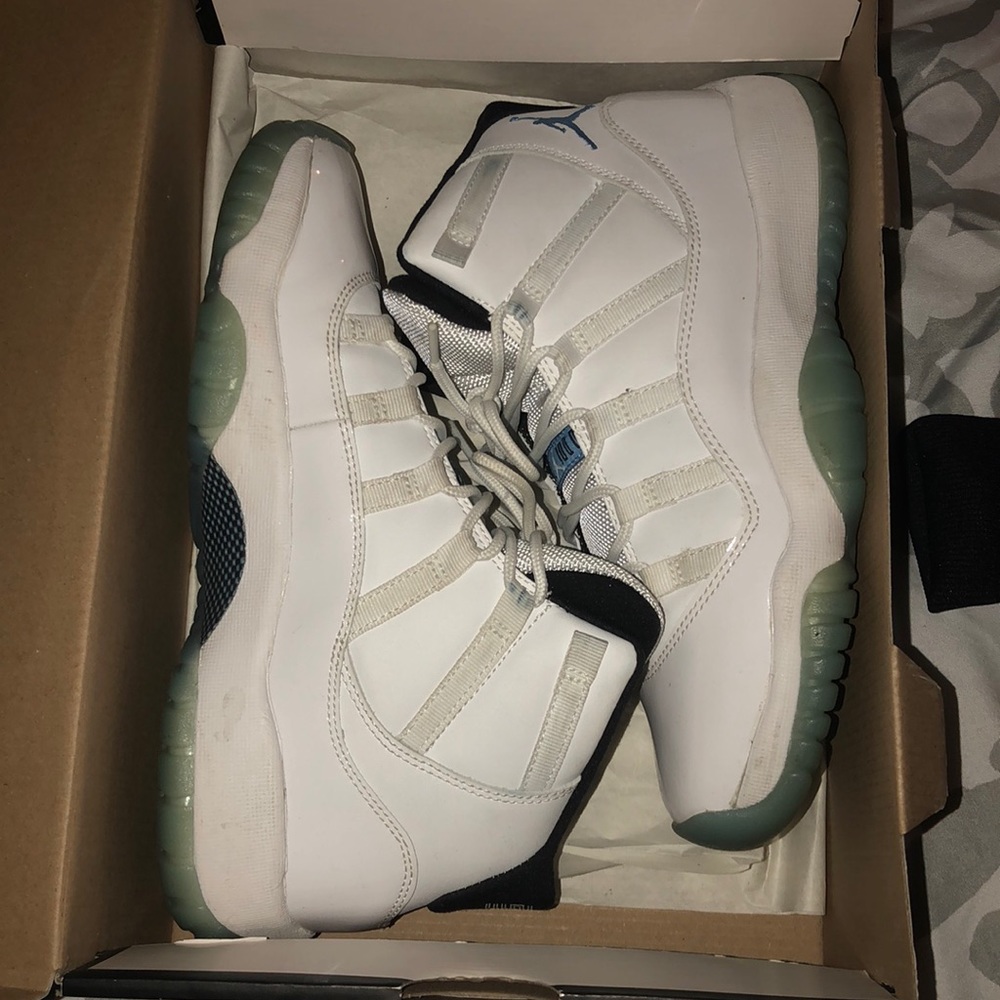 Legend Blue 11s/ Columbia 11s